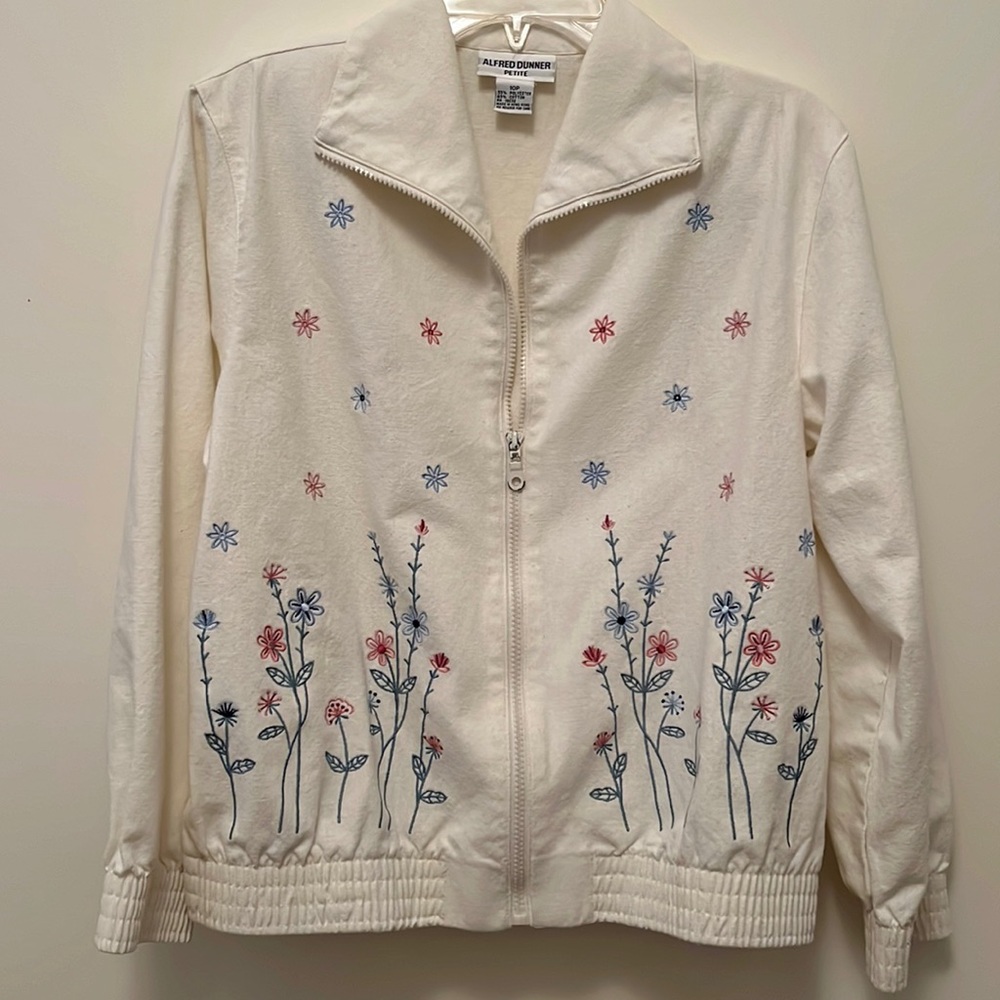 Alfred Dunner lightweight jacket.